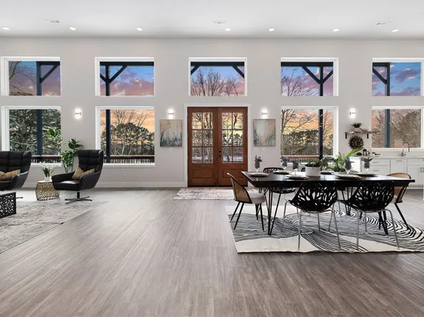 914 Paradise Ln, Huntsville, AR 72740