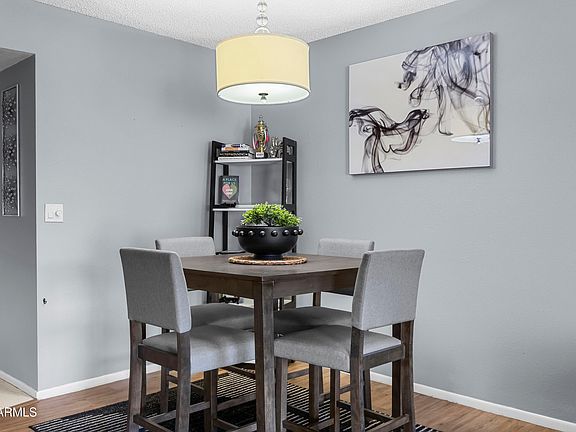 3rd image of 2355 W VOLTAIRE Avenue