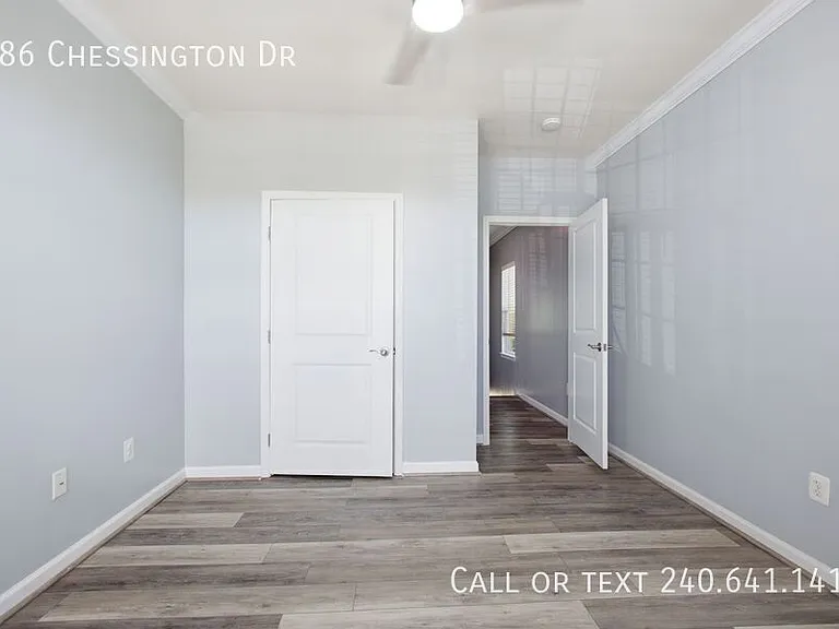 386 Chessington Dr — Photo 10