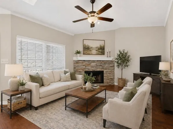 7151 Gaston Ave APT 409, Dallas, TX 75214