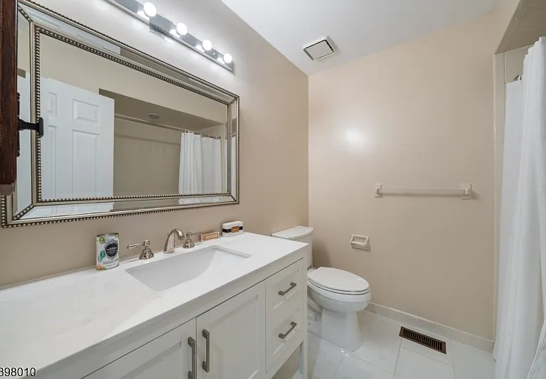 1 Avery Ct — Photo 29