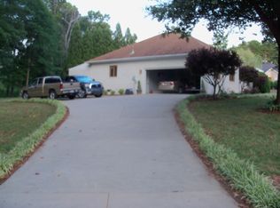 2694 Canepatch Dr, Denver, NC 28037