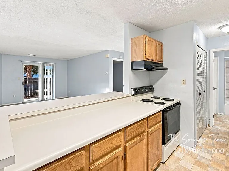 4349 Hunting Meadows Cir — Photo 7