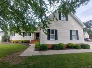 301 Heron Run Dr, Colonial Heights, VA 23834