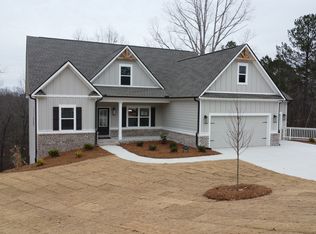 1095 Hawthorn Ct, Loganville, GA 30052