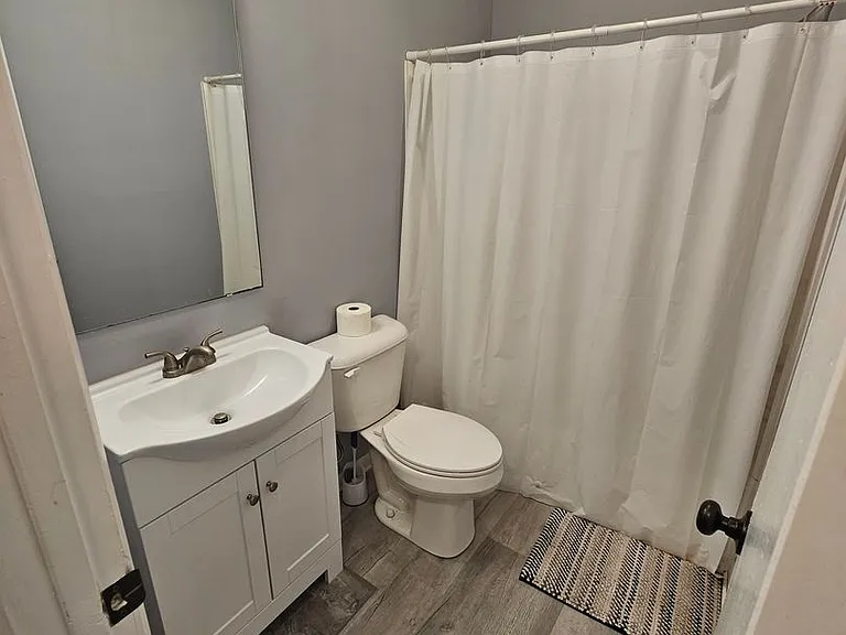 672 Bartons Landing Pl #1 — Photo 13