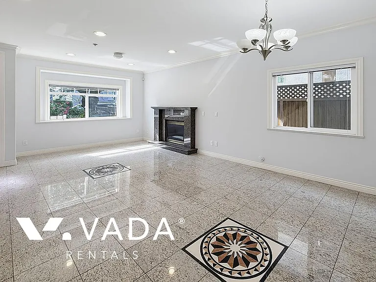 8490 Hudson St — Photo 1