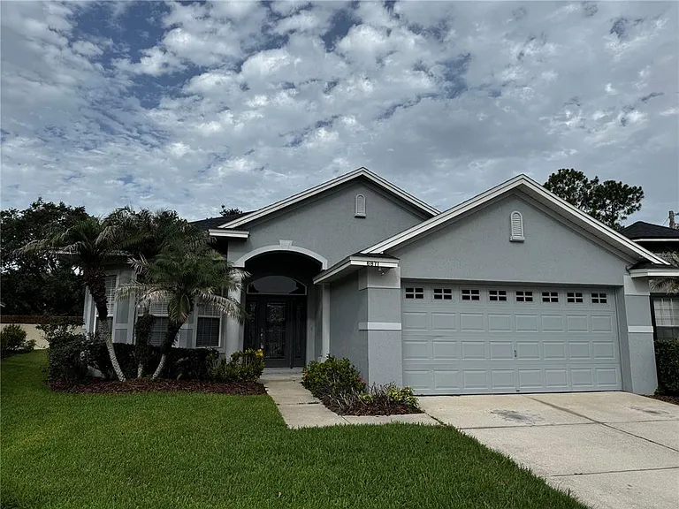 6871 Eagle Ridge Loop — Photo 1