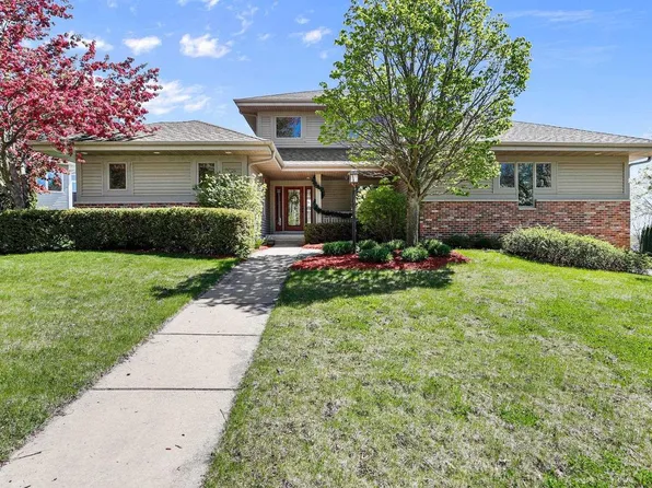 3000 Edenberry Street, Fitchburg, WI 53711