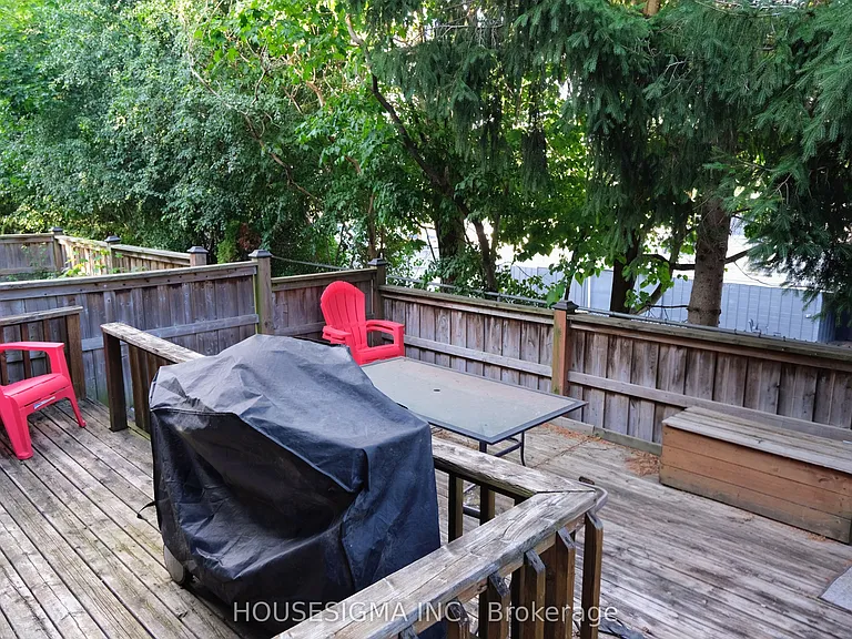 159 Sandringham Cres #88 — Photo 22