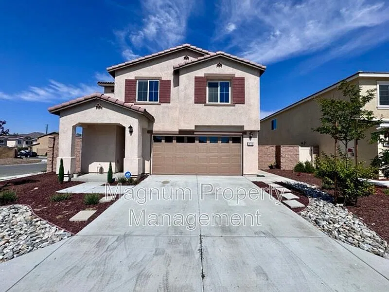 28798 Enclave Ln