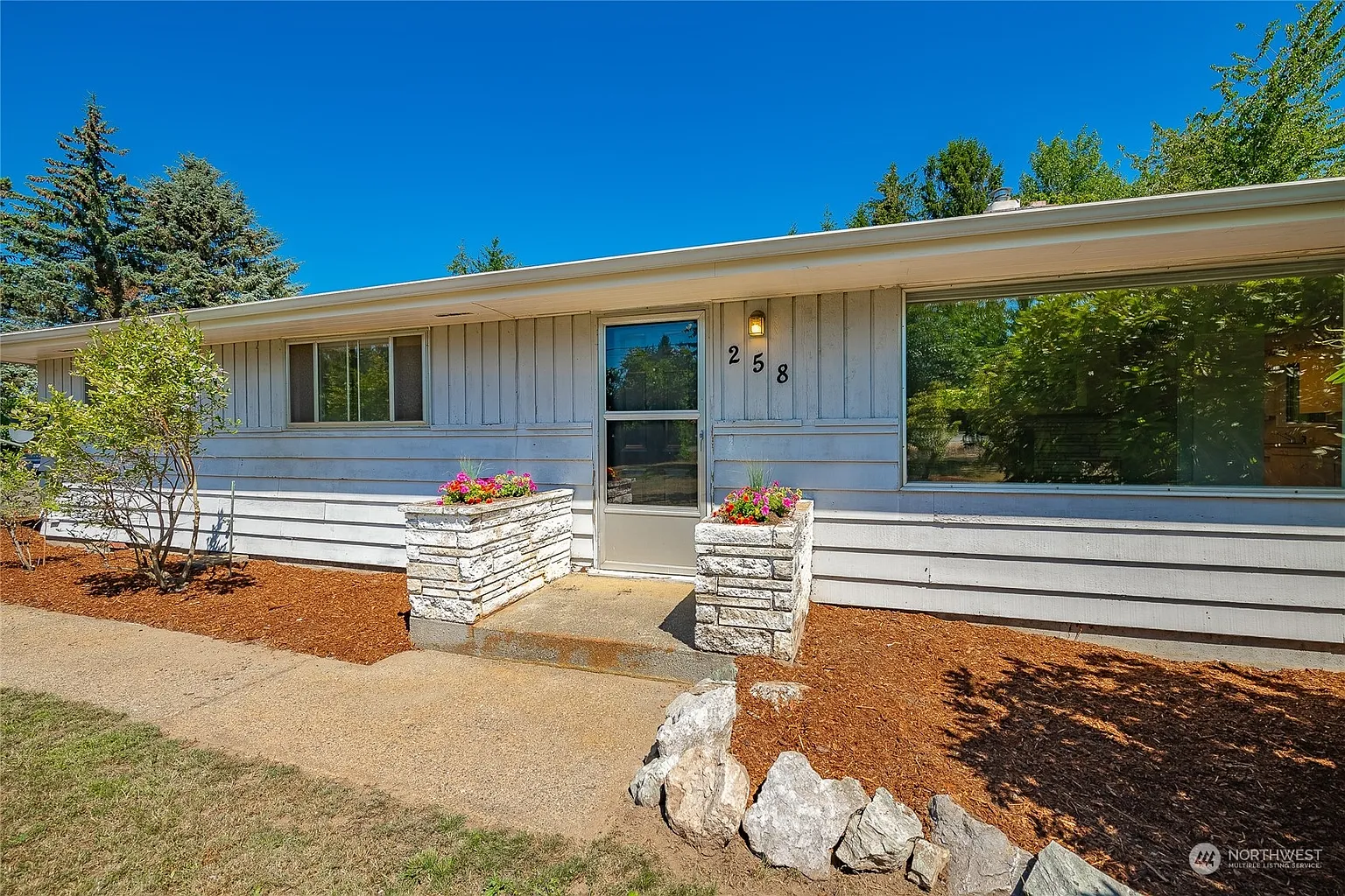 258 W King Tut Road photo 1
