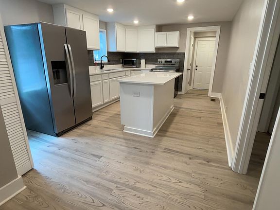 4th image of 148 Loop St