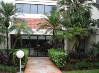 210 Lakeview Dr APT 105, Fort Lauderdale, FL 33326