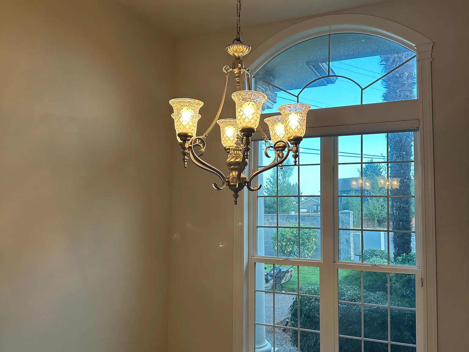 109 Shyrina Ct N — Photo 3