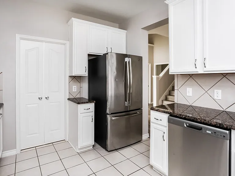 1124 Golden Eagle Ct — Photo 9
