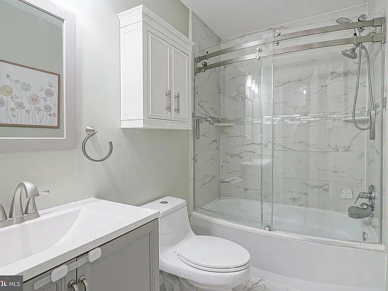 522 Willow Turn #A — Photo 16
