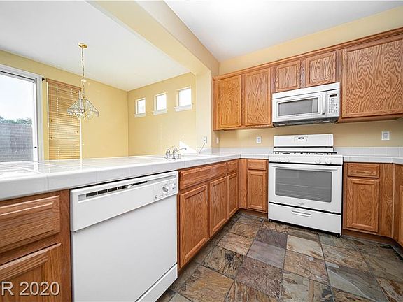 3rd image of 5865 Purple Haze St