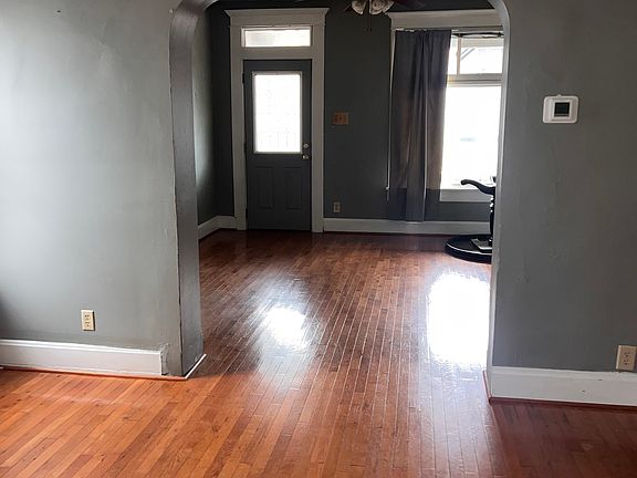 3rd image of 523 Elsmere St #521