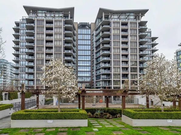 5811 No 3 Rd #1303, Richmond, BC V6X 4L7