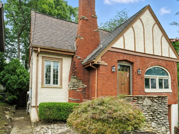 2922 Utopia Pl, Cincinnati, OH 45208