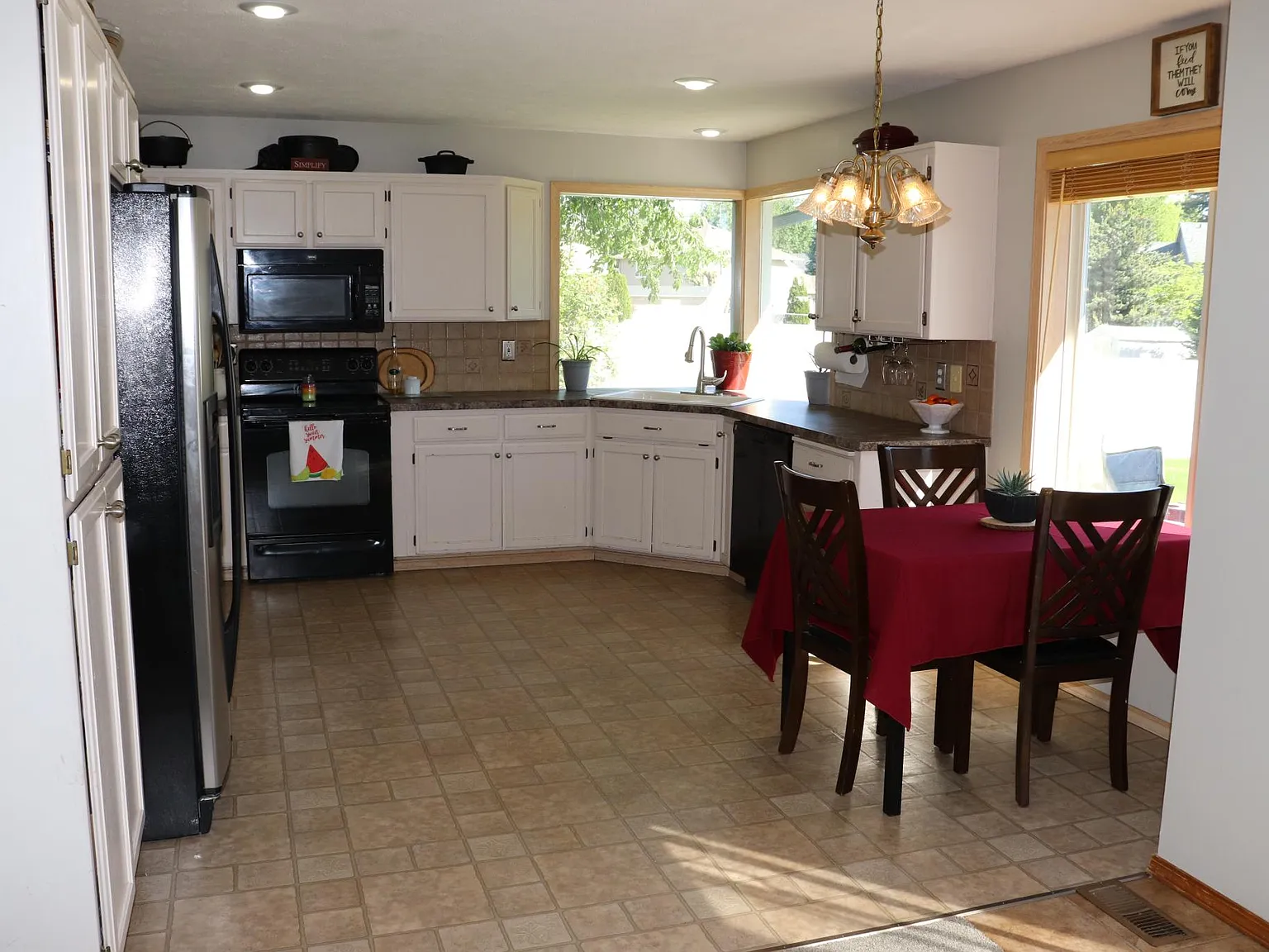 14626 N Fairview Drive — Photo 4