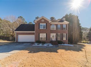 241 Rockingham Dr, Loganville, GA 30052