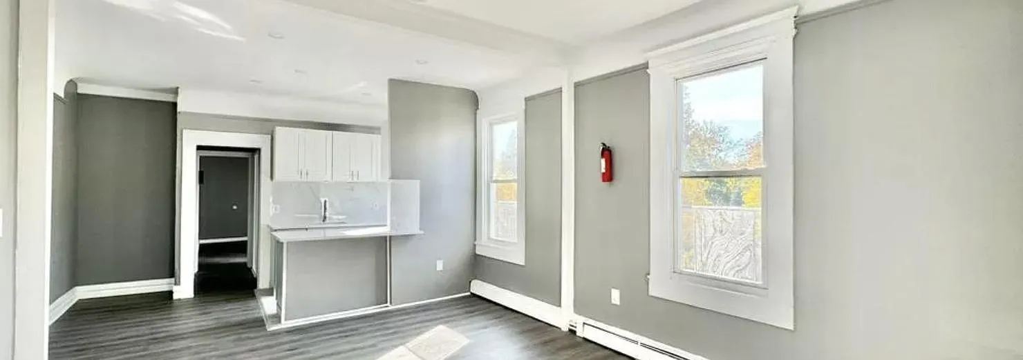 4 bed, 1.5 bath, 1200 sqft, $2,699 — Photo 3
