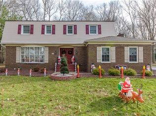 53 Lochatong Rd, Ewing, NJ 08628
