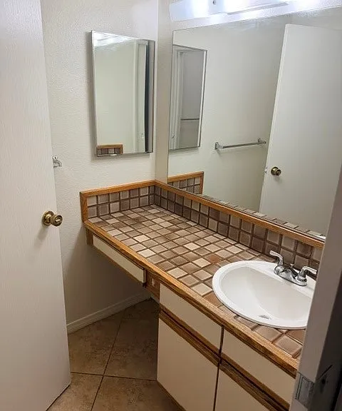 2080 Karen Ave #3 — Photo 13