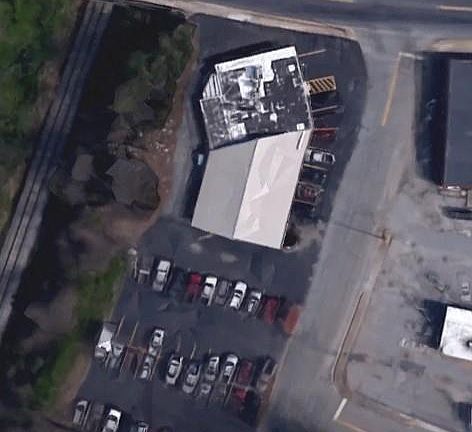 3rd image of 518 Southbound St