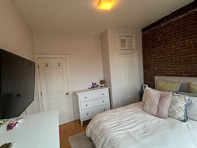 34 Grove St #9 — Photo 14