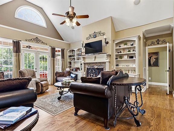 2nd image of 20 Lee Road 2122
