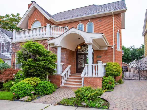 149-17 12th Road image 1 of 38