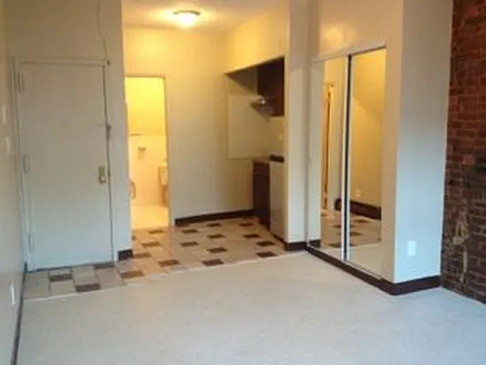 Rented by Hatuka Properties | media 18