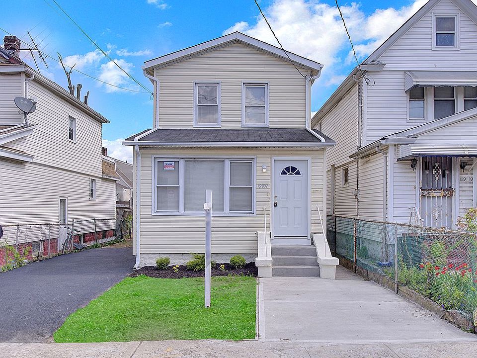 1st image of 12937 153rd St