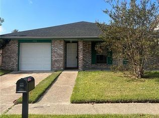 7818 Scottwood Dr, New Orleans, LA 70128