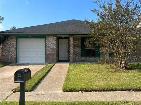7818 Scottwood Dr, New Orleans, LA 70128