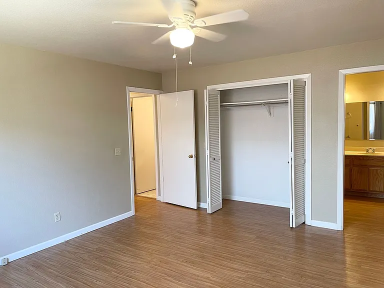 8713 Windsor Rd — Photo 12