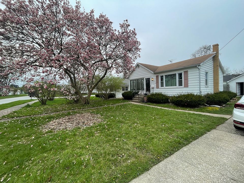 2nd image of 377 Herman St