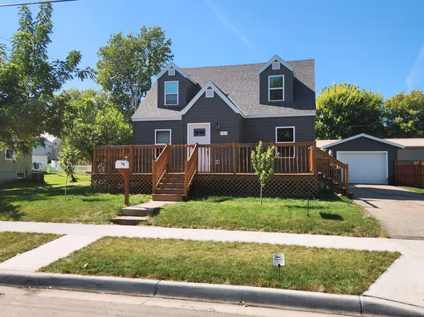 640 2nd St, Granite Falls, MN 56241