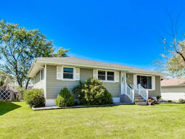 936 Northgate Dr, Dyer, IN 46311