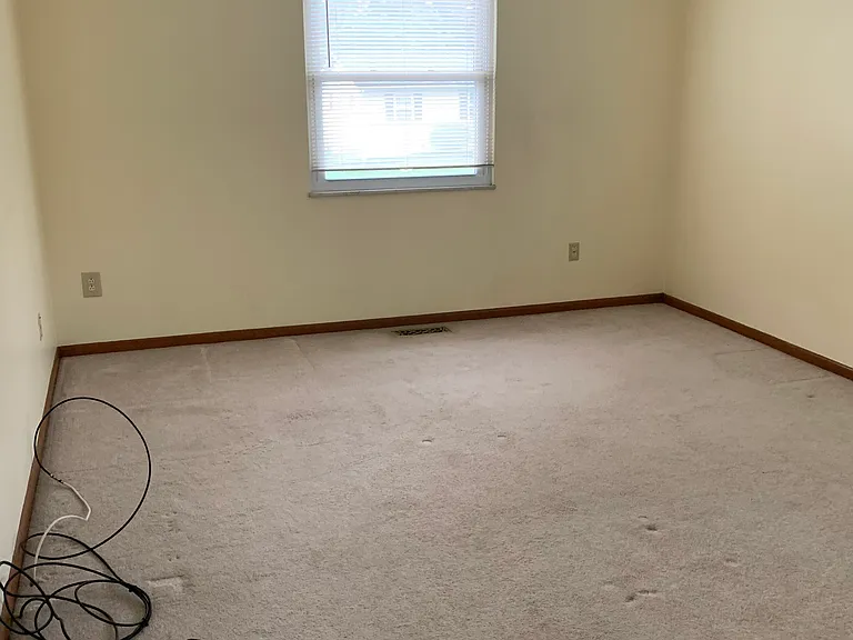 377 Heil Dr — Photo 13