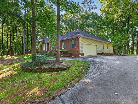 3rd image of 20 Tabor Forest Dr