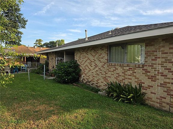 3rd image of 4508-10 Park Dr S