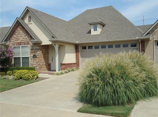 2007 SW Stonegrove Rd, Bentonville, AR 72712