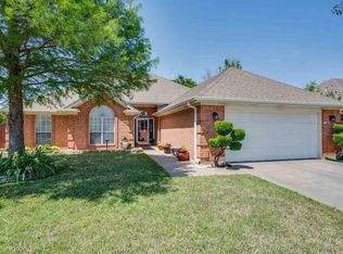 3029 Whitehall Ln, Wichita Falls, TX 76309