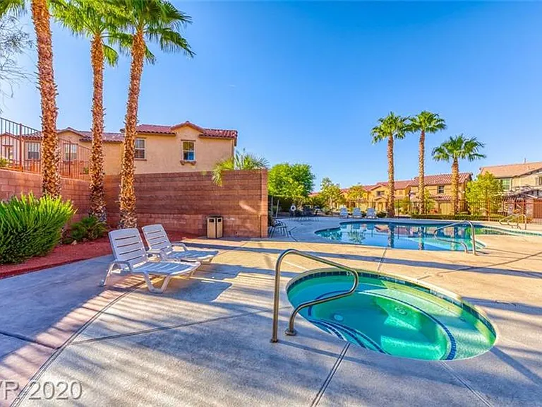 1172 Paradise Desert Ave — Photo 30