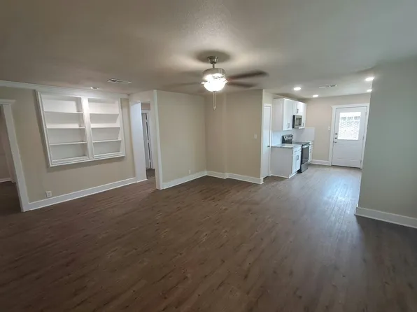 4709 Trail Lake Dr, Fort Worth, TX 76133