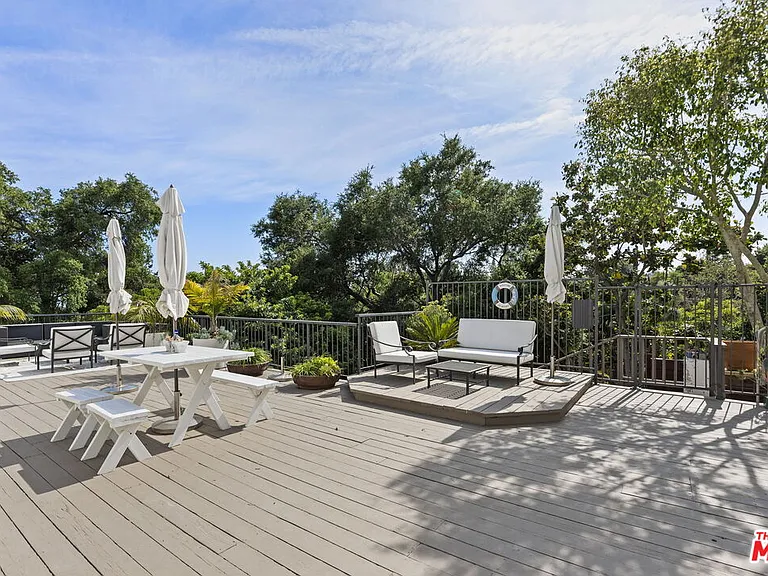 641 Walther Way — Photo 41